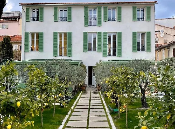 Magnifique Sur Jardin - Vieil * 昂蒂布