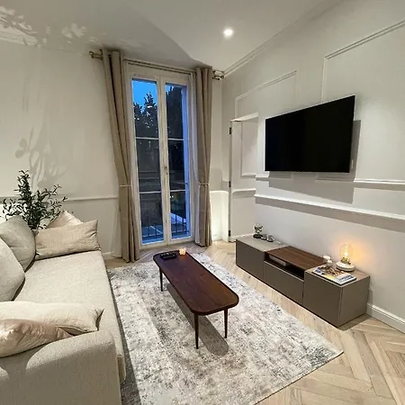 Apartment Magnifique Sur Jardin - Vieil Antibes