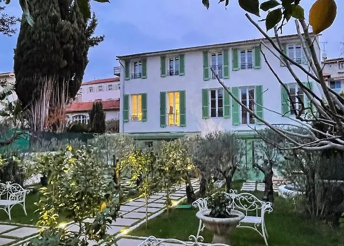 Daire Magnifique Sur Jardin - Vieil *